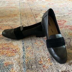 Clark’s Black Flats